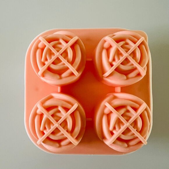 Rose Ice Cube Making Silicone Mold Splash-Proof & Easy To Fall Off Tray - Picture 1 of 4